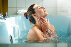 Лечение миомы матки при помощи радоновых ванн